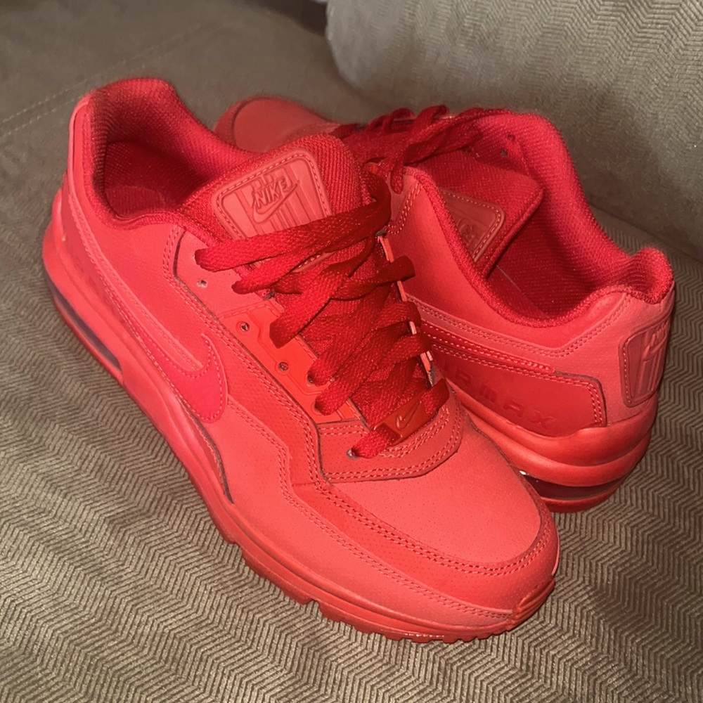 Nike Air Max LTD3 Size 8 Men Worn once